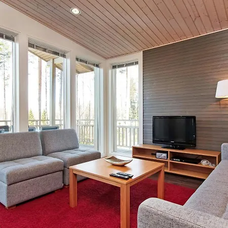 Spacious For 6 With Sauna * Hämeenlinna