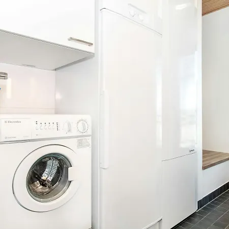 Spacious For 6 With Sauna Apartman